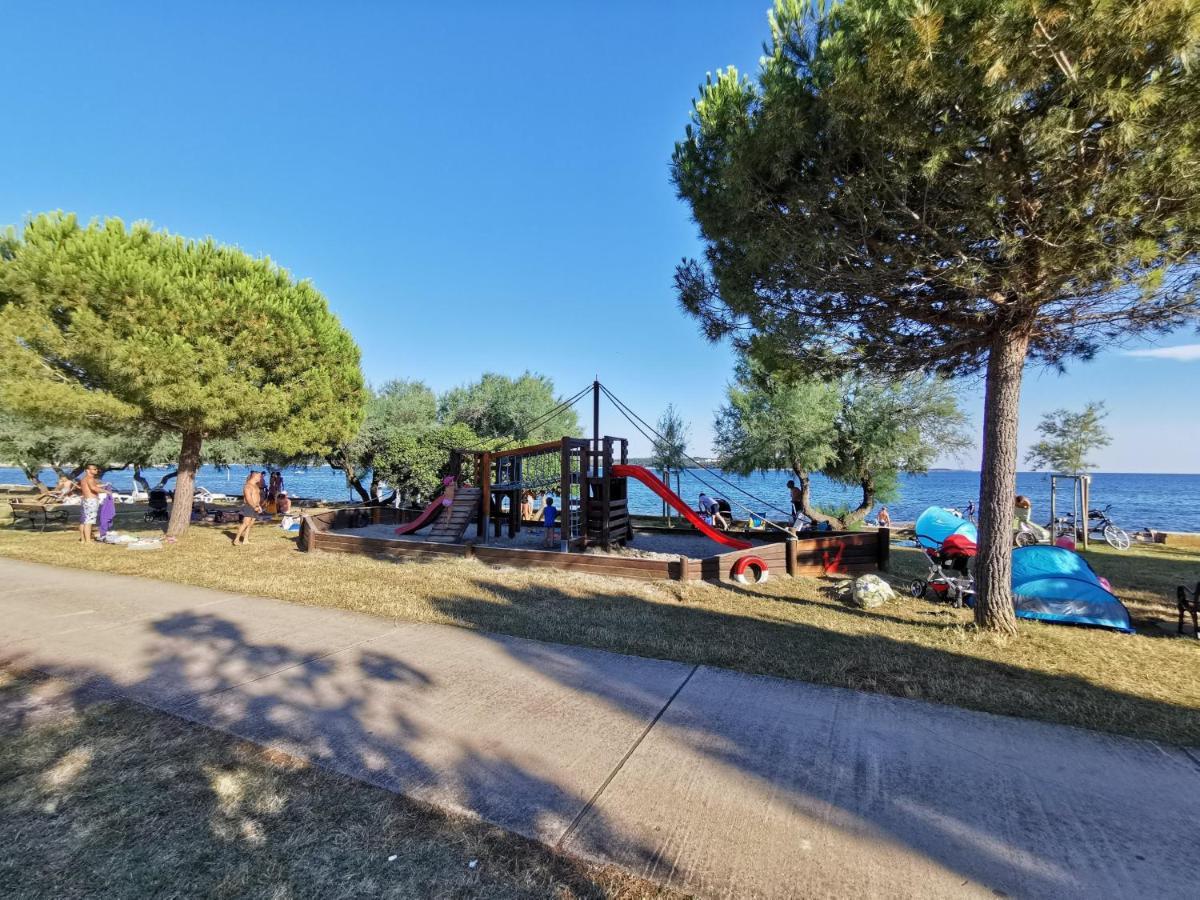 Stella Deluxe Superior 5 Star Apartment, Your Piece Of Heaven By The Sea & Park, With Sea View Novigrad  Exterior photo