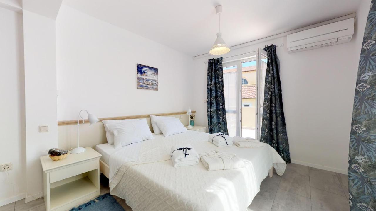 Stella Deluxe Superior 5 Star Apartment, Your Piece Of Heaven By The Sea & Park, With Sea View Novigrad  Exterior photo
